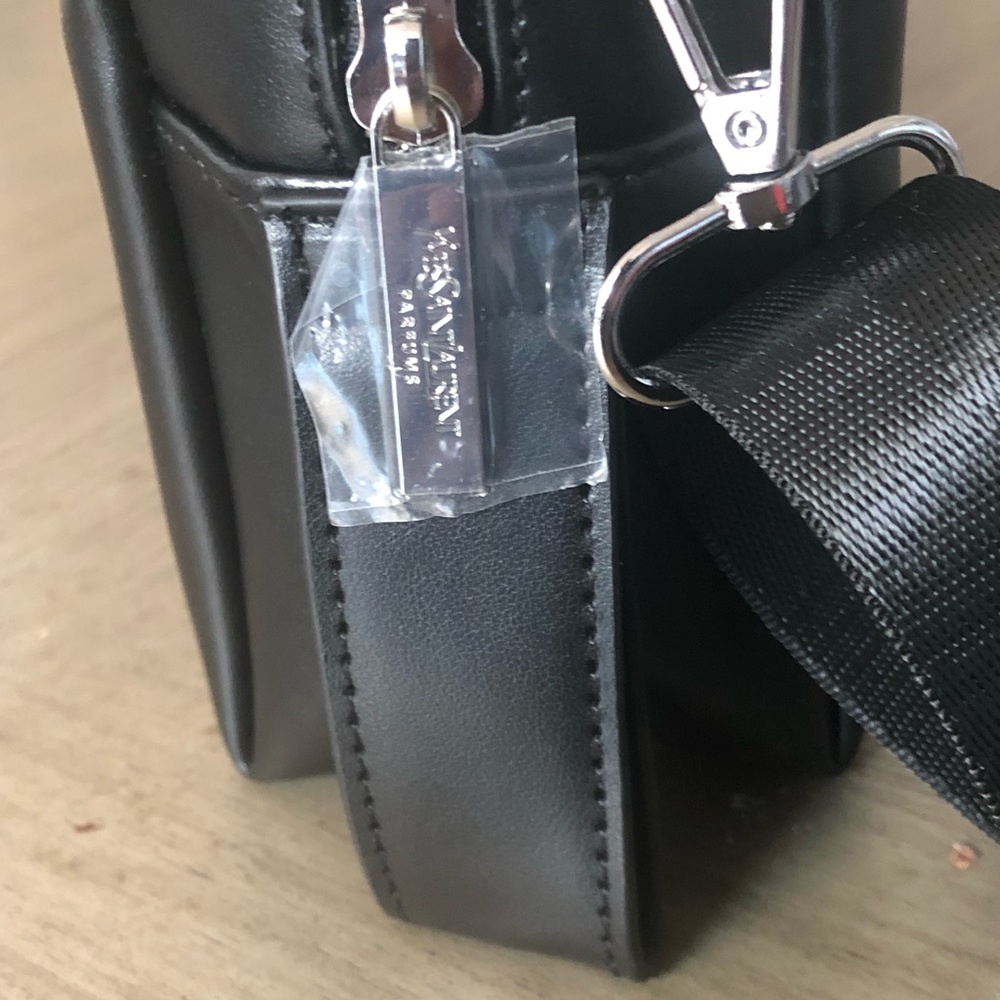 - Yves Saint Laurent YSL Black zip close Toiletries Bag  in to crossbody b… - Picture 10 of 12
